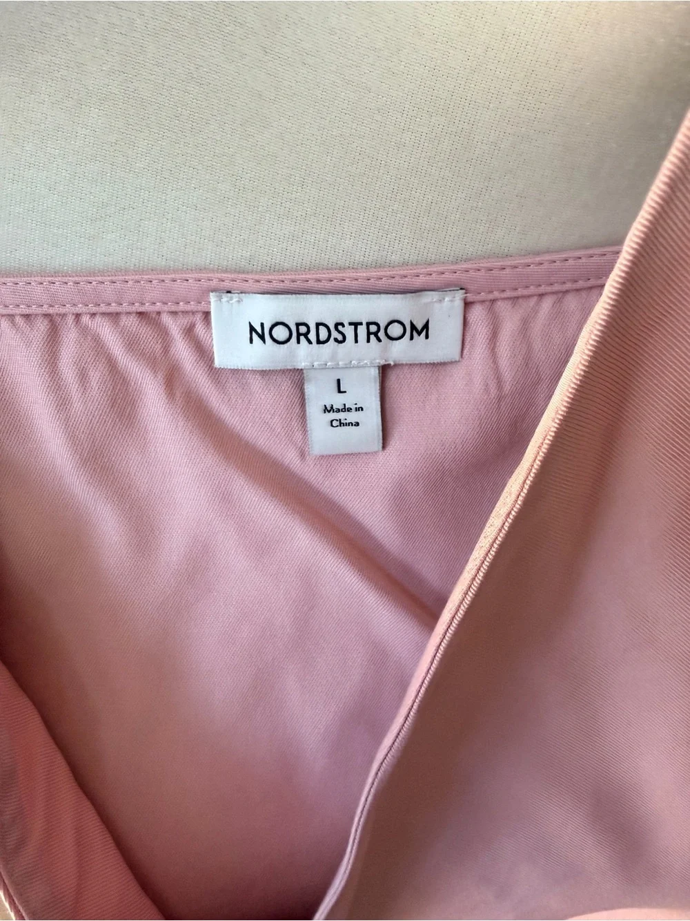 Nordstrom Pink Lace Trim Camisole Top V-Neck Spaghetti Strap Size Large